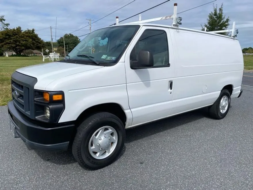 2013 Ford E-150 photo 1