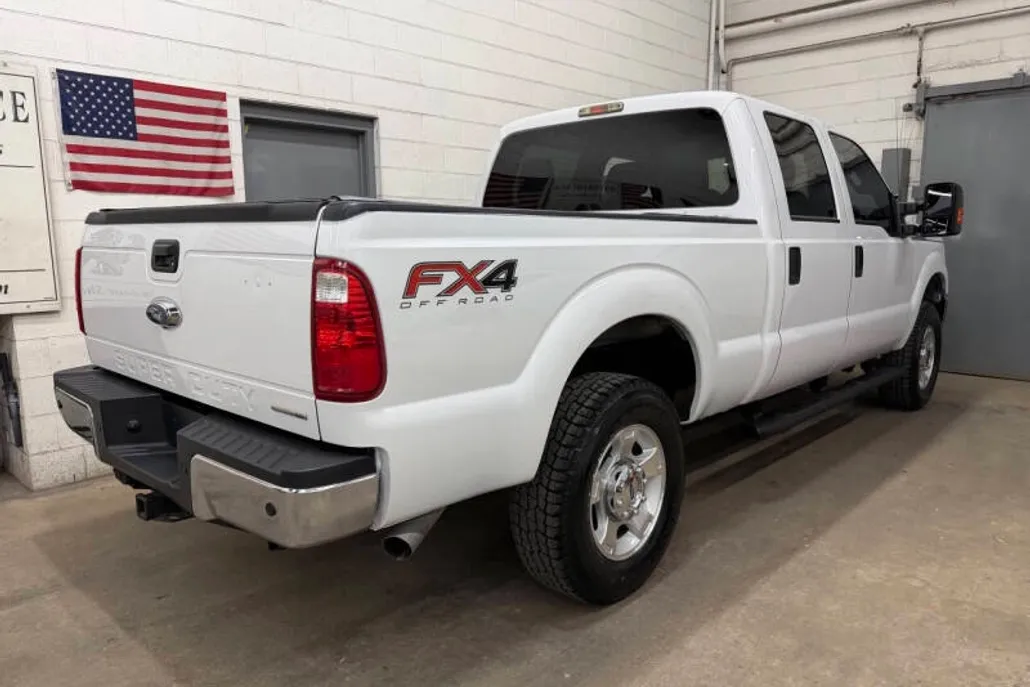 2016 Ford F-250 XLT photo 1