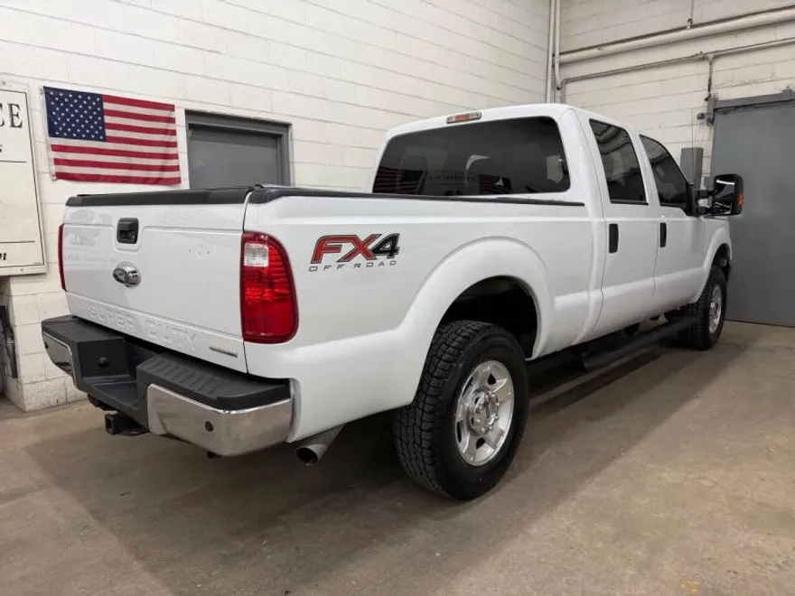 2016 Ford F-250 XLT photo 1