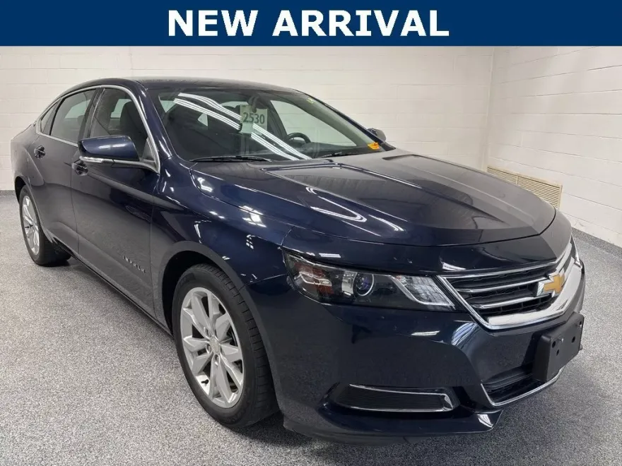 2017 Chevrolet Impala 1LT photo 1