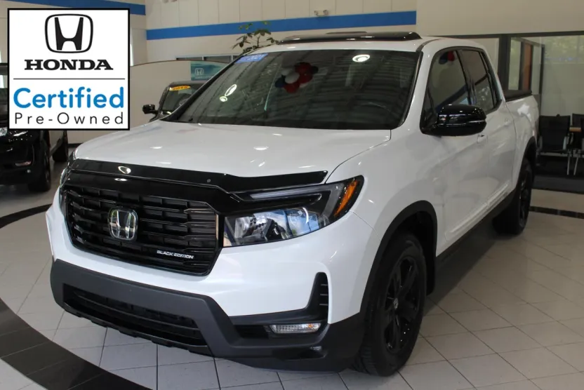 2021 Honda Ridgeline Black Edition photo 1