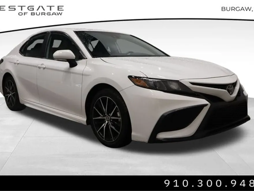 2023 Toyota Camry SE photo 1