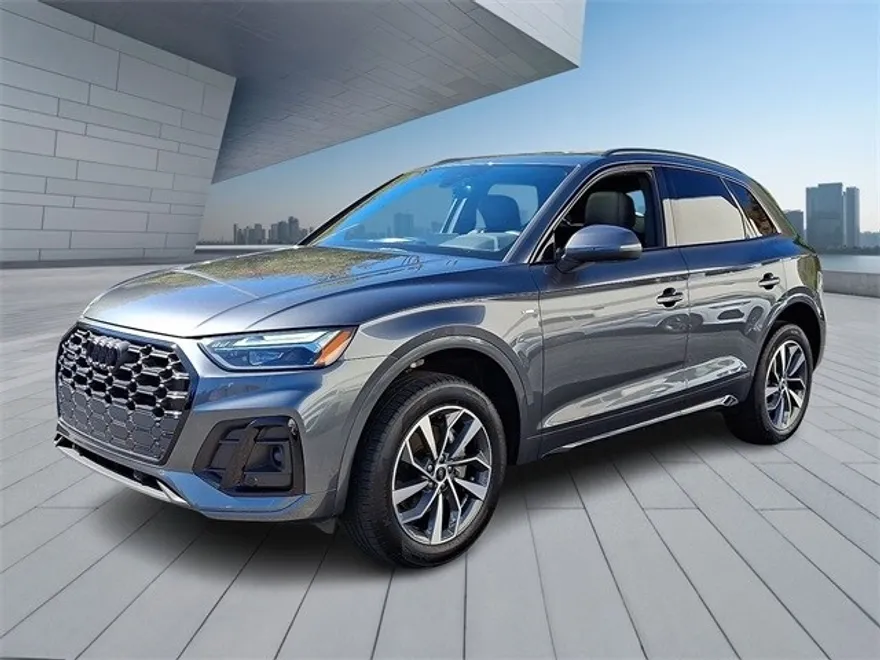 2024 Audi Q5 45 S line Premium photo 1
