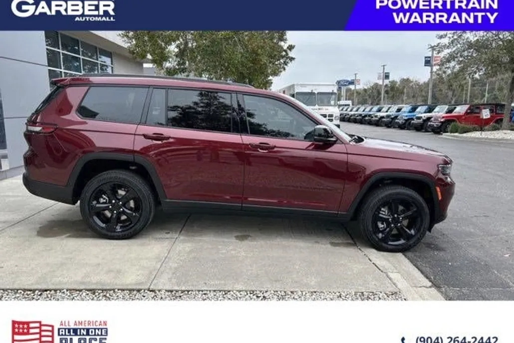 2025 Jeep Grand Cherokee Altitude photo 1