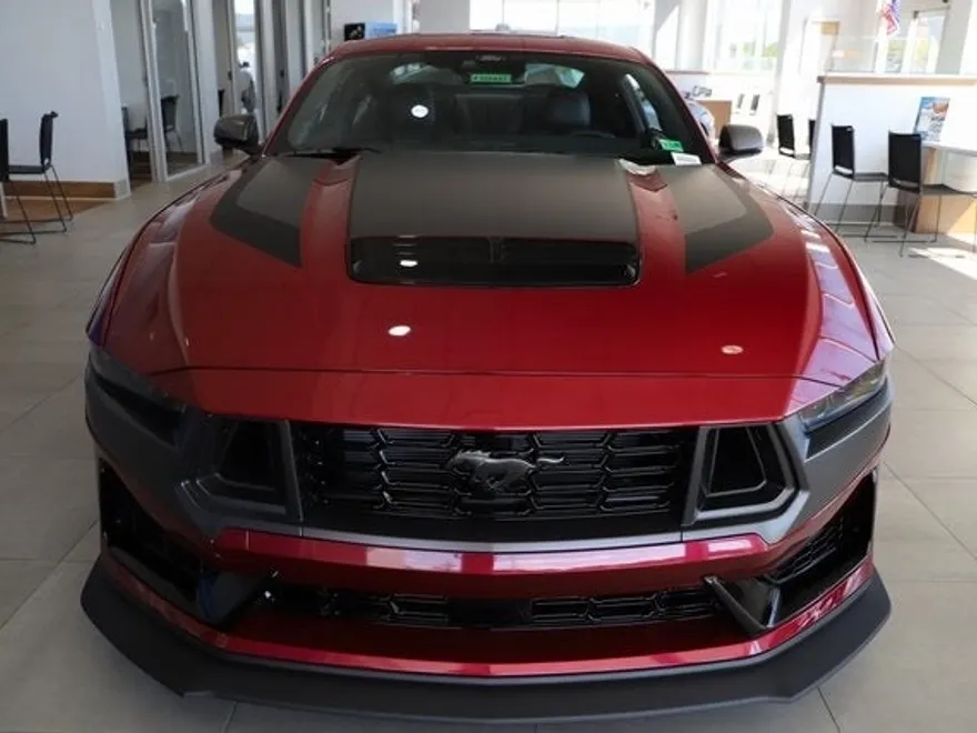 2025 Ford Mustang Dark Horse Premium photo 1