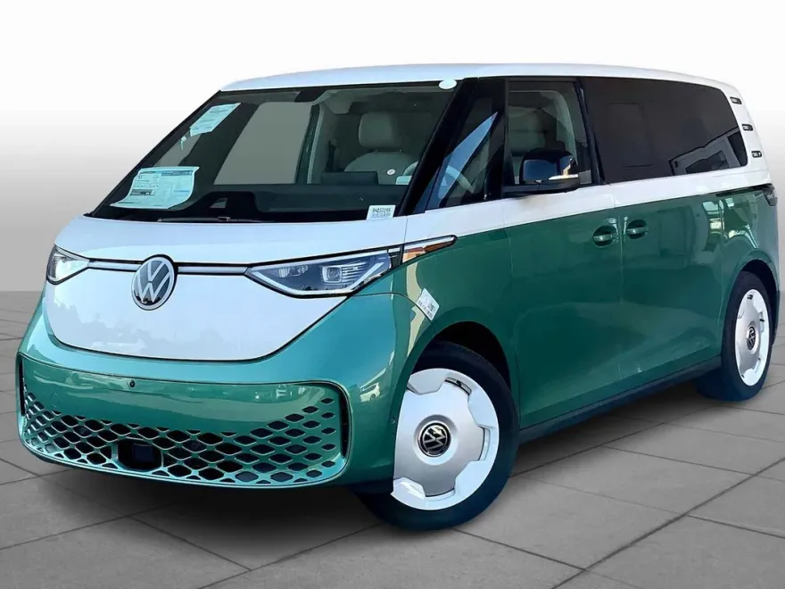 2025 Volkswagen ID. Buzz photo 1