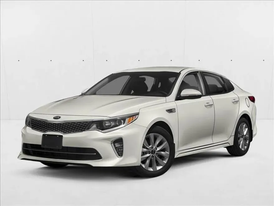 2018 Kia Optima S photo 1