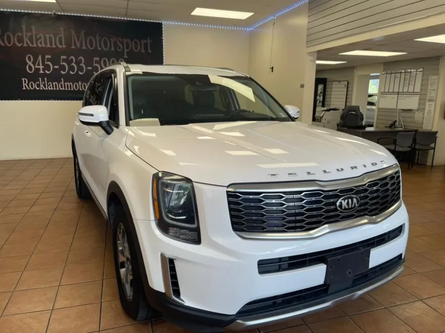 2020 Kia Telluride EX photo 1