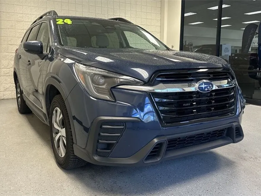 2024 Subaru Ascent Premium photo 1