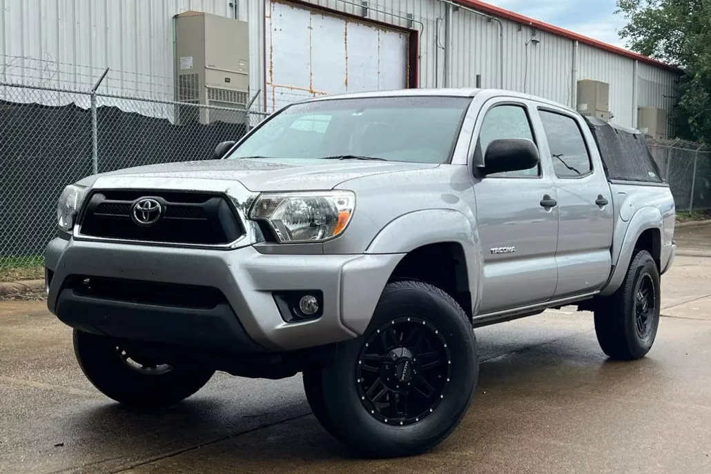 2014 Toyota Tacoma Double Cab PreRunner photo 1