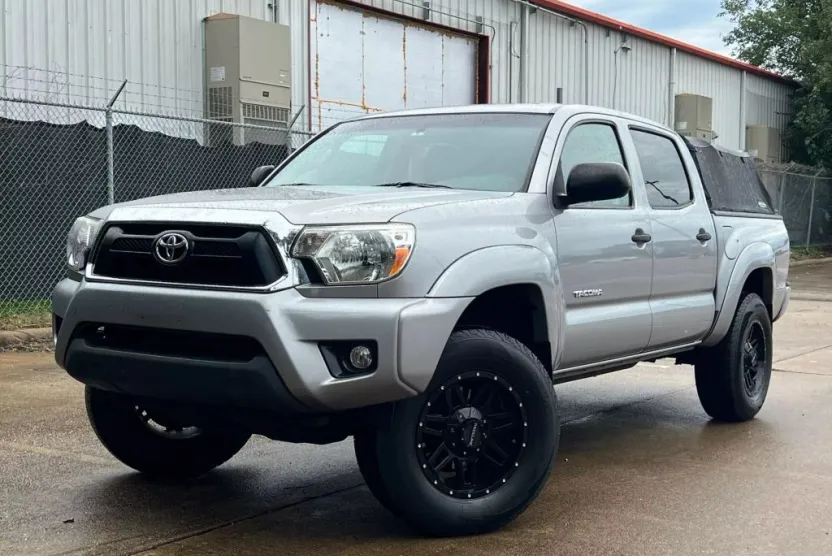 2014 Toyota Tacoma Double Cab PreRunner photo 1