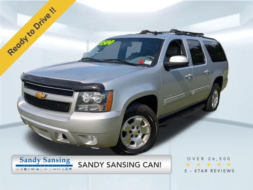 2012 Chevrolet Suburban 1500 LT photo 1