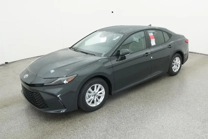 2026 Toyota Camry LE photo 1
