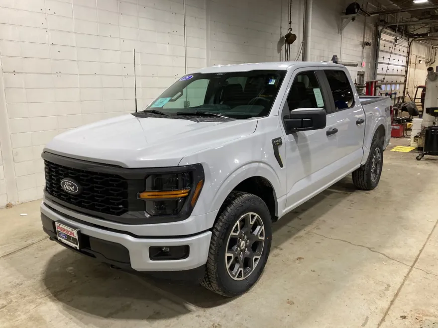 2025 Ford F-150 STX photo 1
