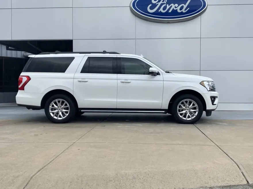 2021 Ford Expedition MAX XLT photo 1