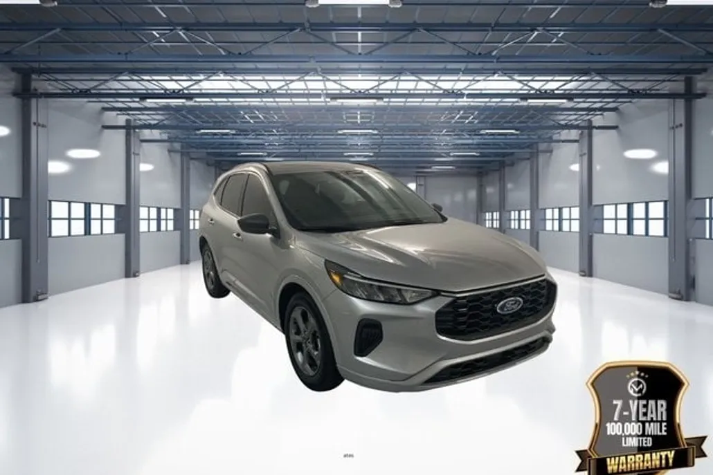 2024 Ford Escape ST-Line photo 1