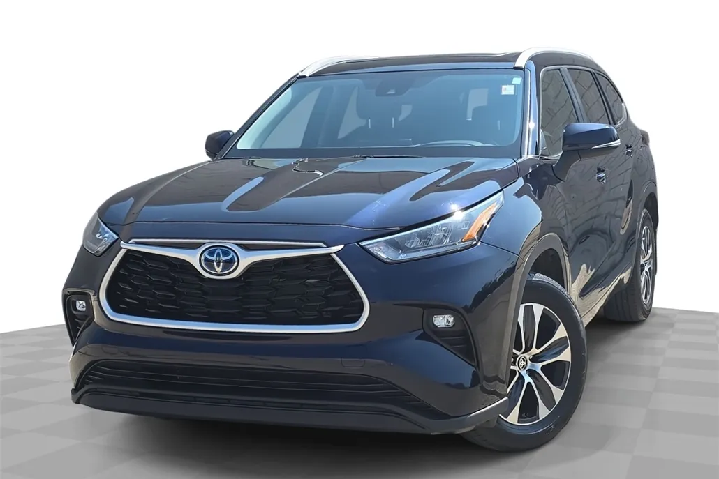 2024 Toyota Highlander Hybrid XLE photo 1