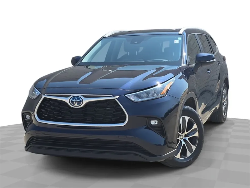 2024 Toyota Highlander Hybrid XLE photo 1