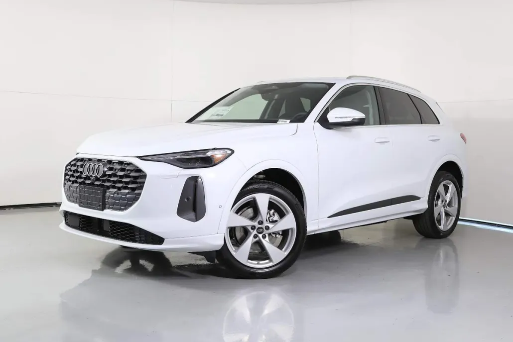 2025 Audi Q5 Premium Plus TFSI photo 1