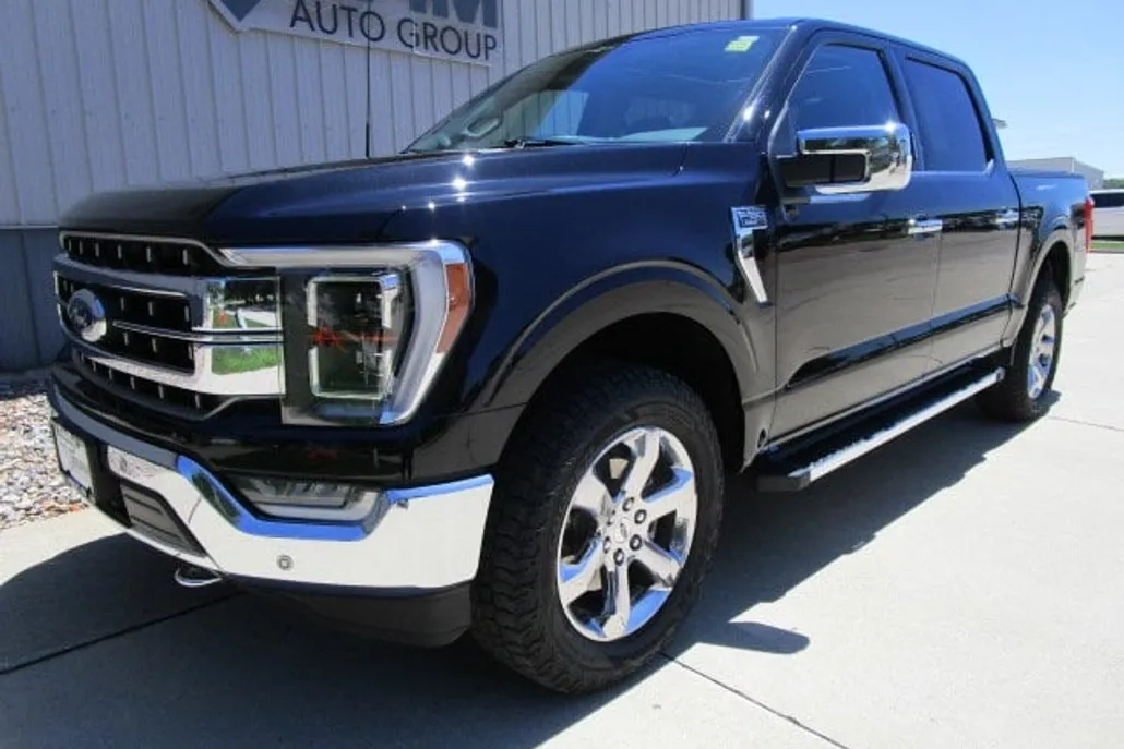 2023 Ford F-150 Lariat photo 1