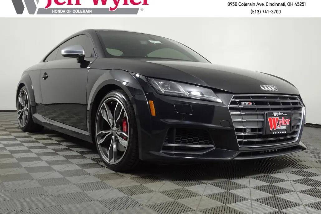 2016 Audi TTS Coupe photo 1
