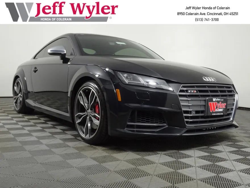 2016 Audi TTS Coupe photo 1