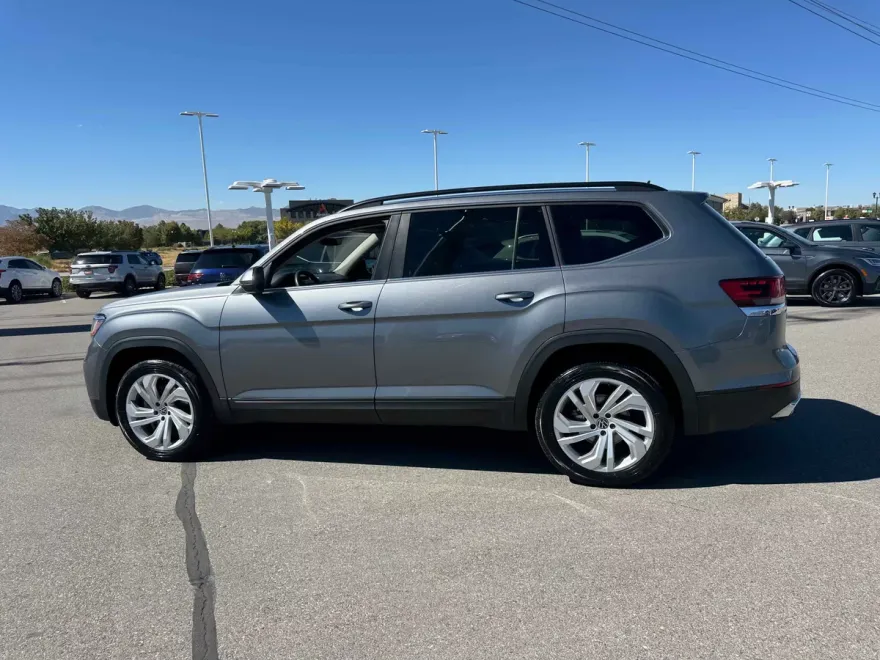 2021 Volkswagen Atlas V6 SE Technology photo 1