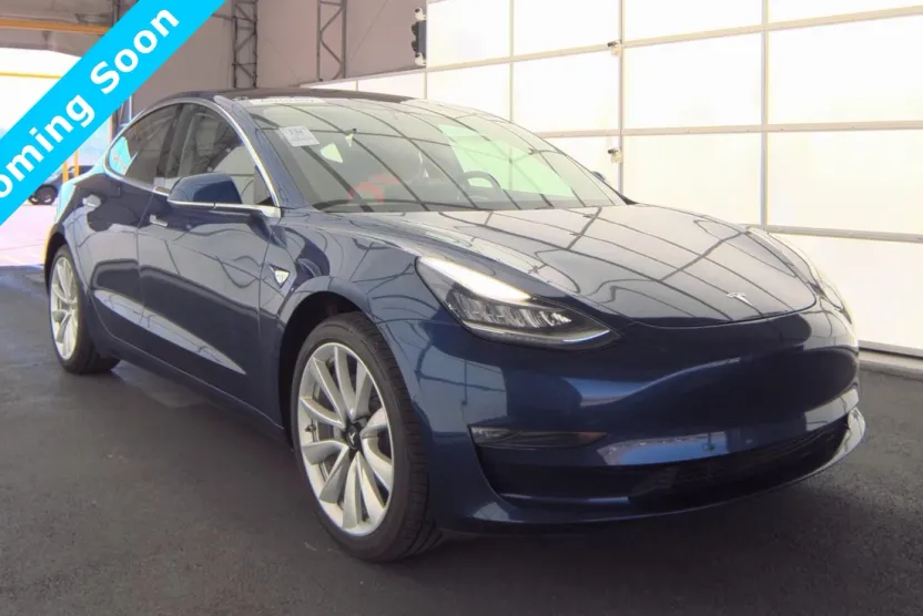 2018 Tesla Model 3 Long Range photo 1