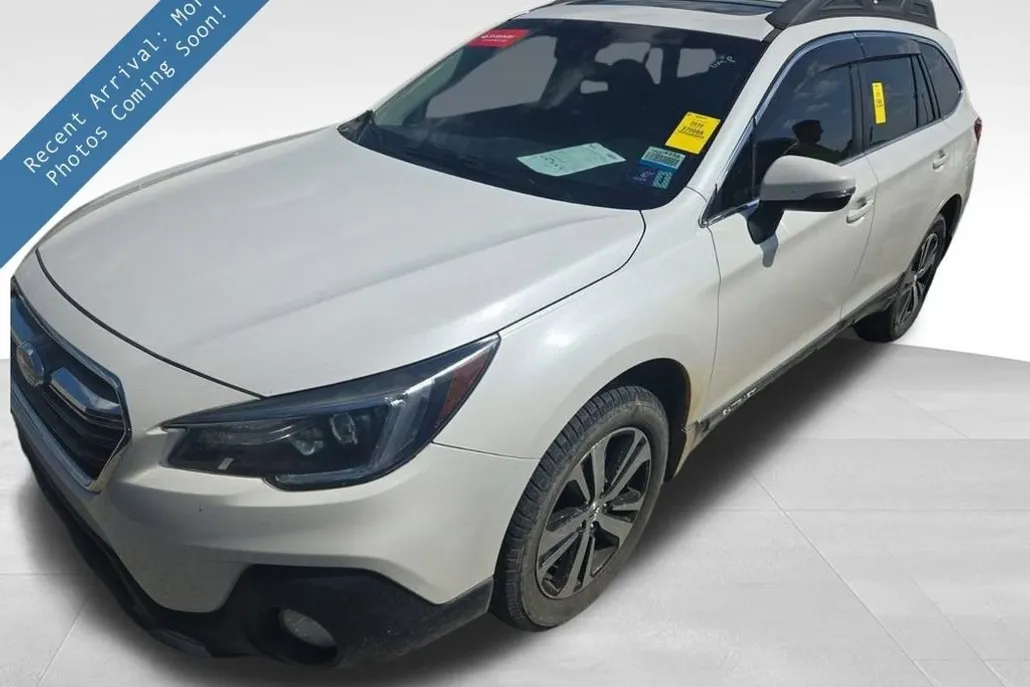 2019 Subaru Outback Limited photo 1