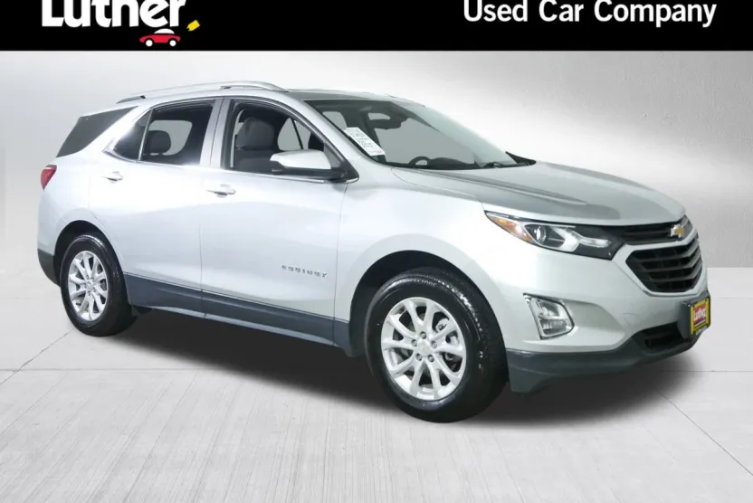 2021 Chevrolet Equinox LT photo 1