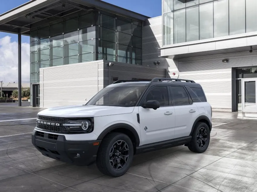 2025 Ford Bronco Sport Outer Banks photo 1