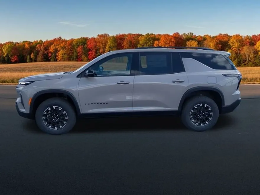 2026 Chevrolet Traverse Z71 photo 1