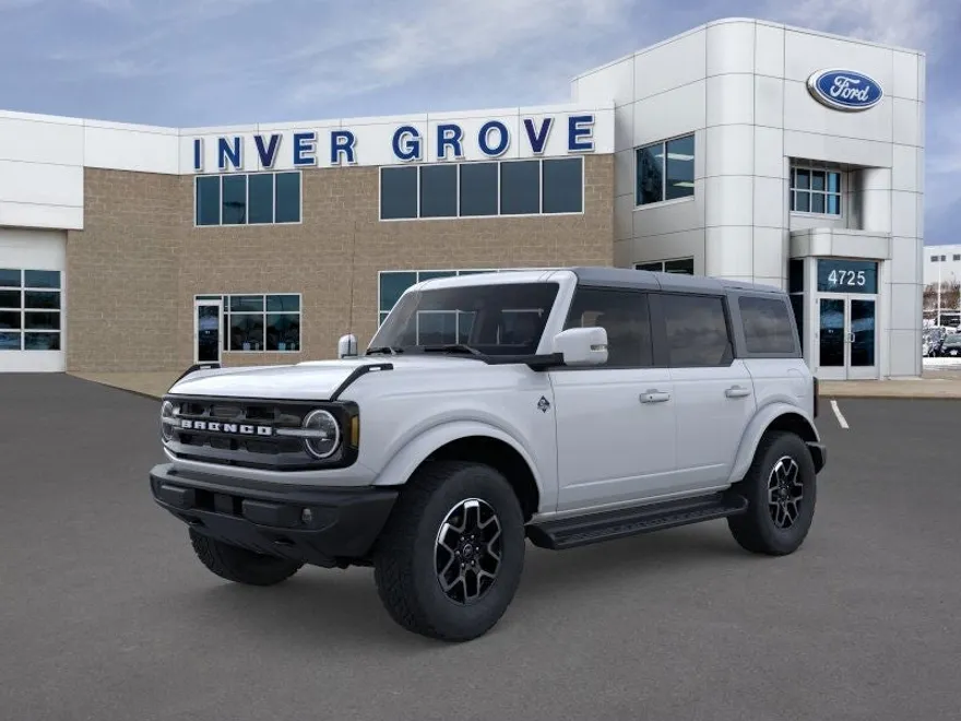 2025 Ford Bronco Outer Banks photo 1