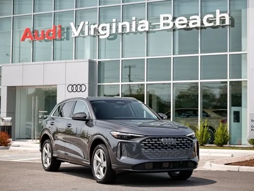 2025 Audi Q5 2.0T Premium Plus photo 1