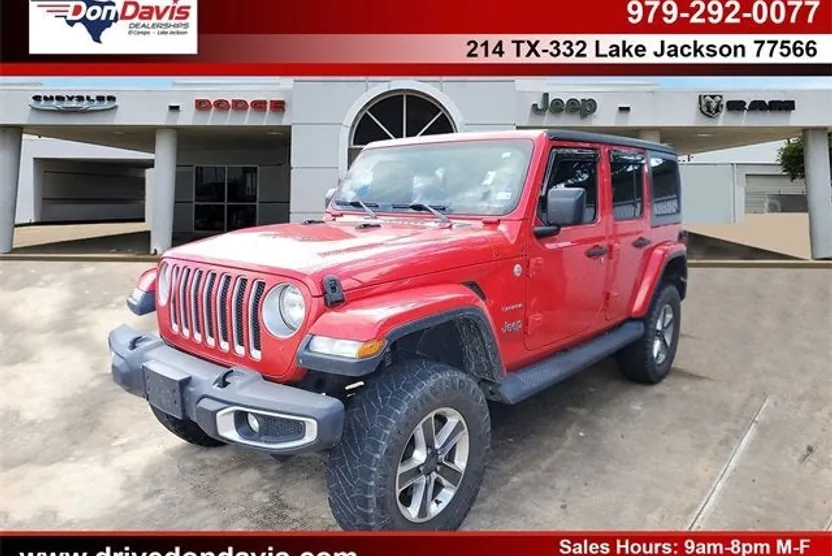 2018 Jeep Wrangler Unlimited Sahara photo 1