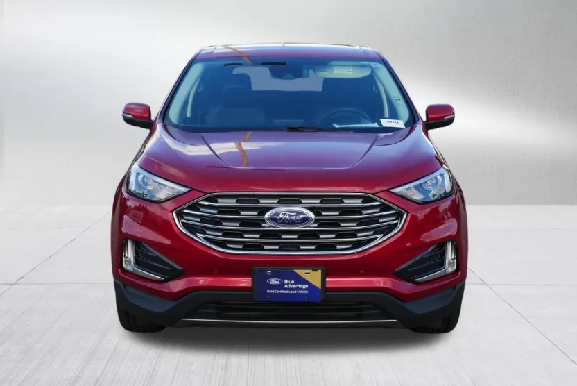 2024 Ford Edge Titanium photo 1