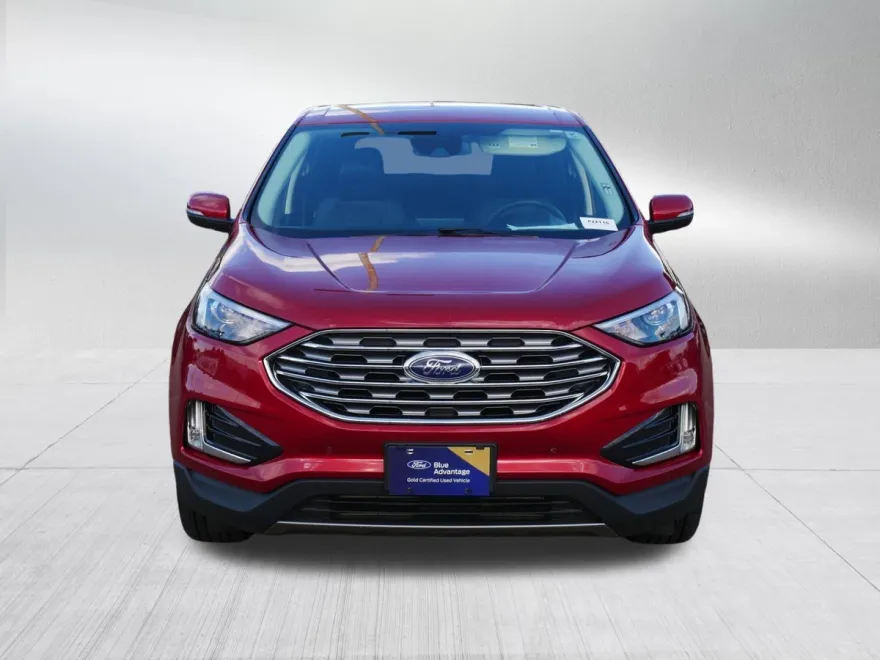 2024 Ford Edge Titanium photo 1