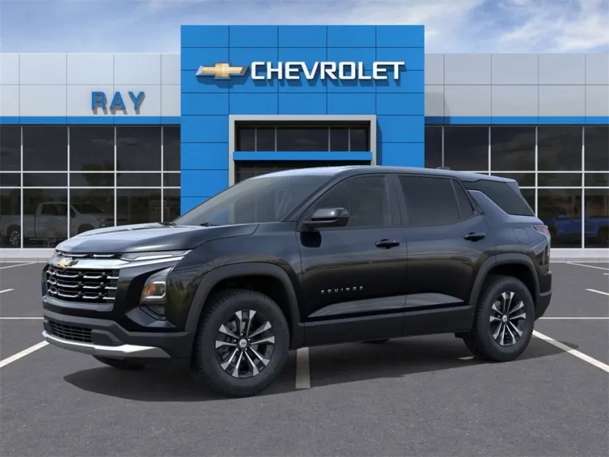 2026 Chevrolet Equinox LT photo 1