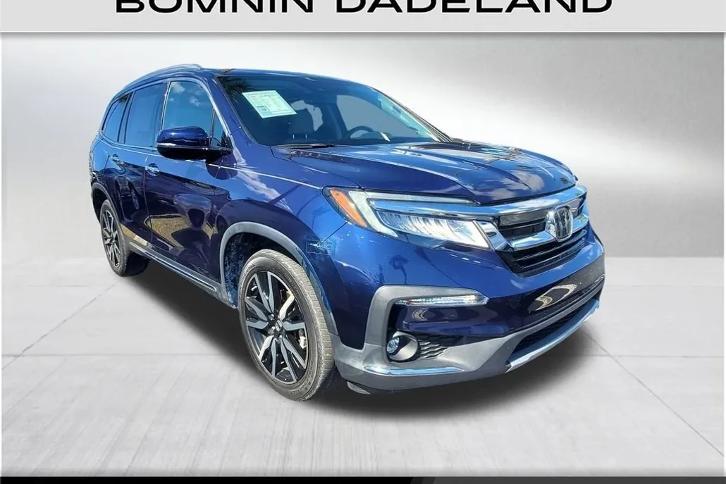 2022 Honda Pilot Touring photo 1