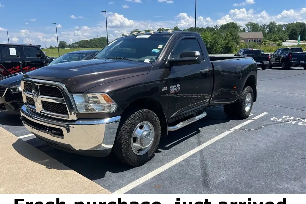 2016 Ram 3500 Tradesman photo 1