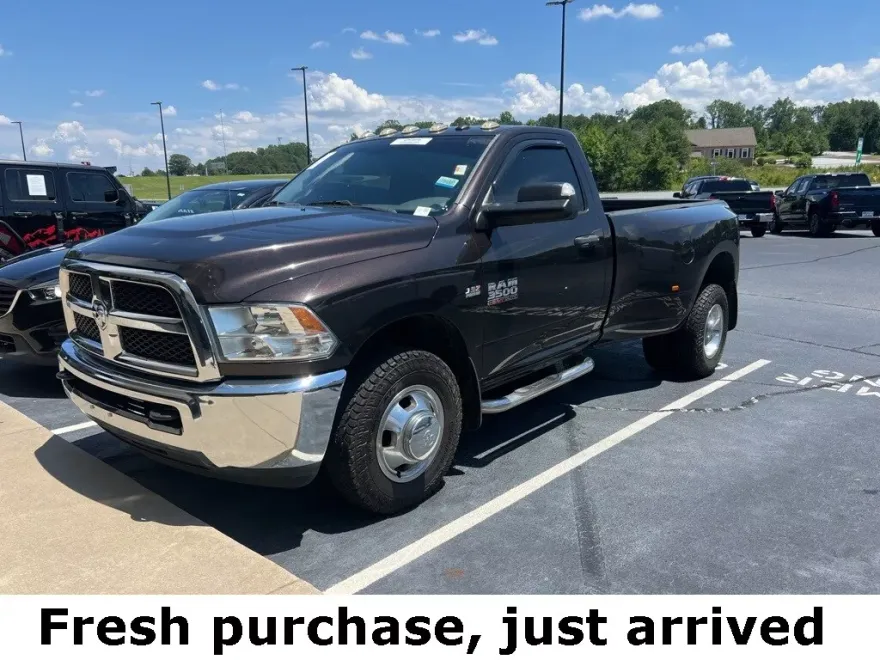 2016 Ram 3500 Tradesman photo 1