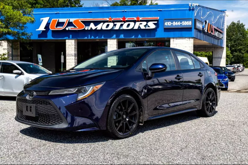 2022 Toyota Corolla LE photo 1
