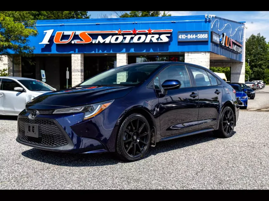 2022 Toyota Corolla LE photo 1
