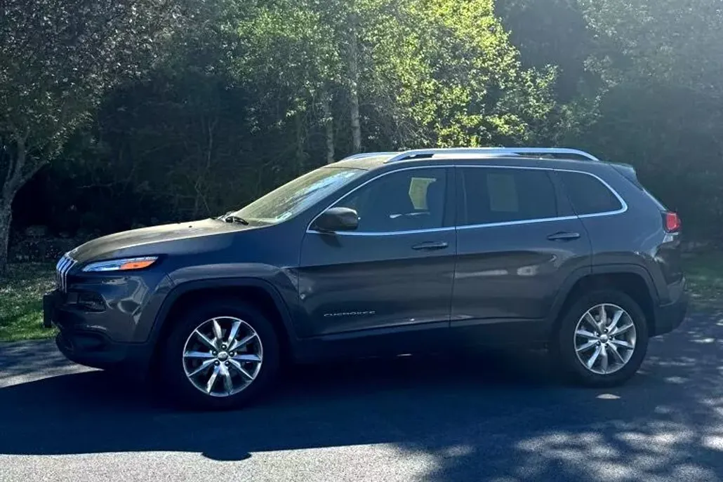2014 Jeep Cherokee Limited photo 1