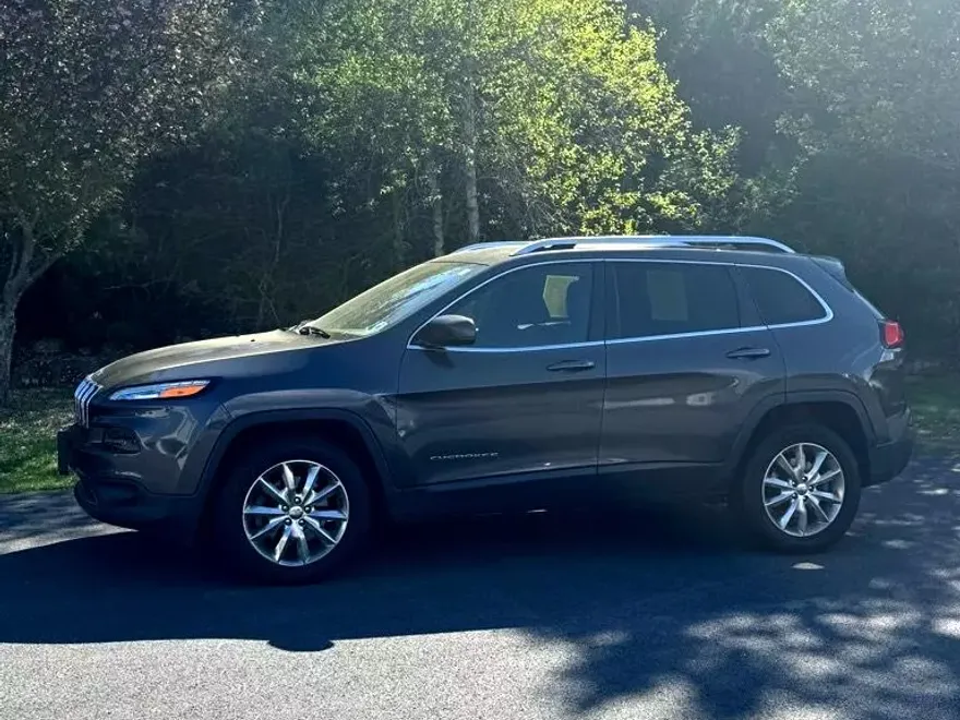 2014 Jeep Cherokee Limited photo 1