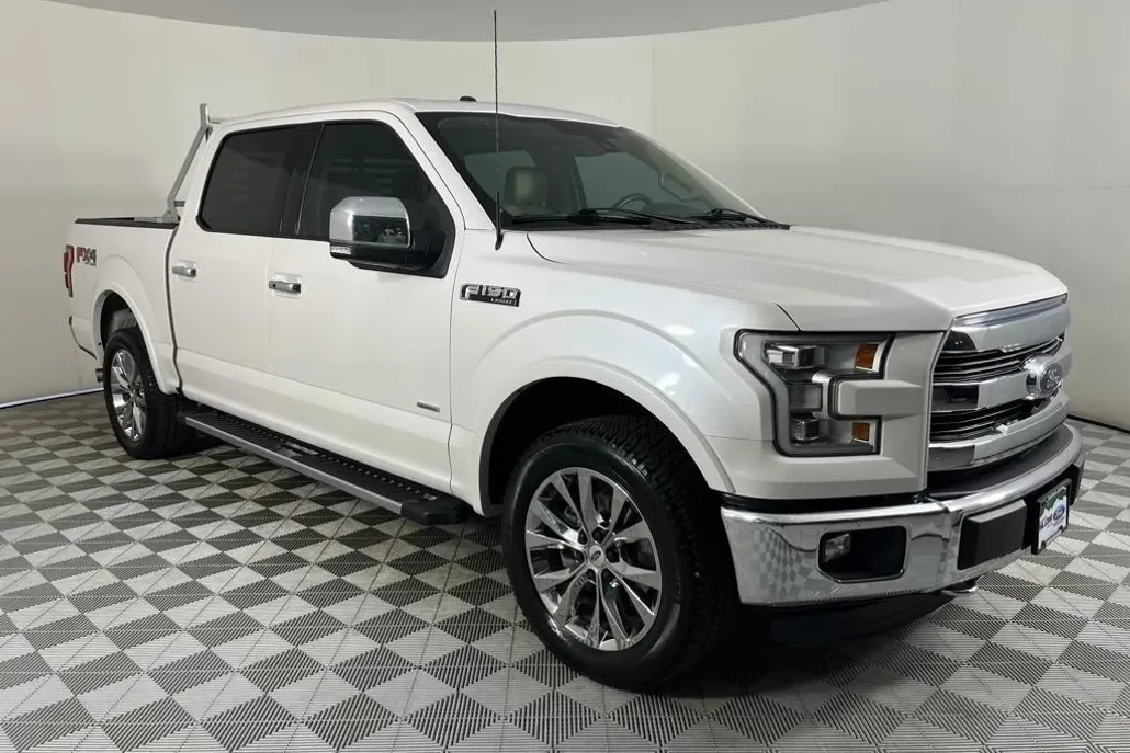 2015 Ford F-150 Lariat photo 1