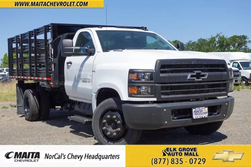 2023 Chevrolet Silverado 5500HD Work Truck photo 1