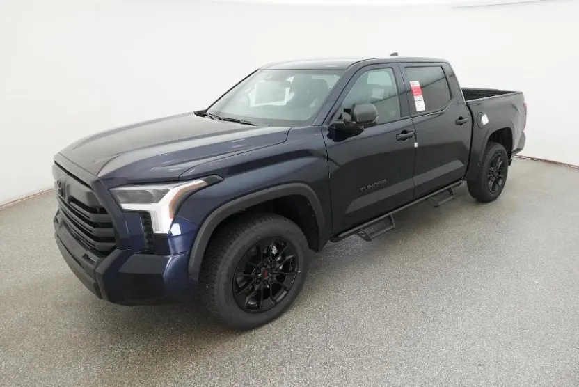 2026 Toyota Tundra SR5 CrewMax photo 1