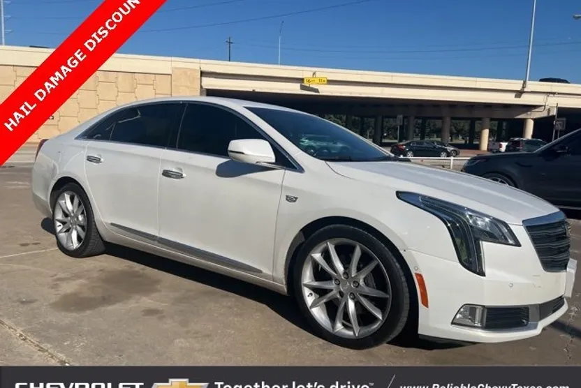 2019 Cadillac XTS Premium Luxury photo 1