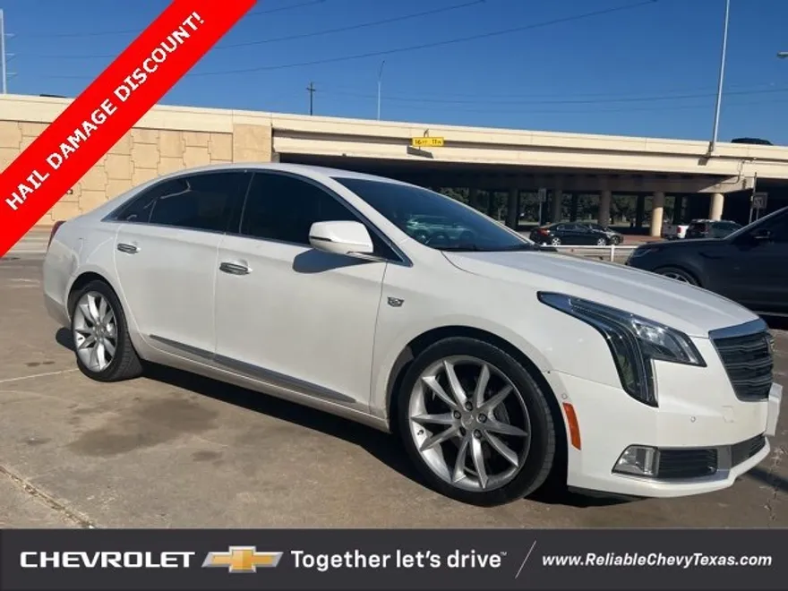 2019 Cadillac XTS Premium Luxury photo 1
